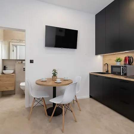 Slowackiego Comfy - Station By Renters