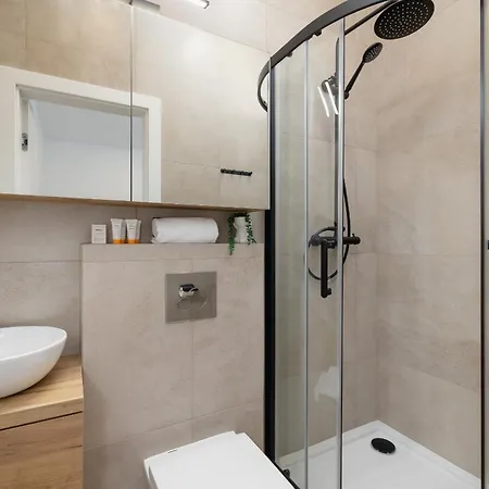 Slowackiego Comfy - Station By Renters