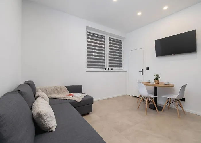 Daire Slowackiego Comfy - Station By Renters